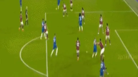 传奇不老，红魔荣耀！C罗41岁生日，曼联官方深情祝福！